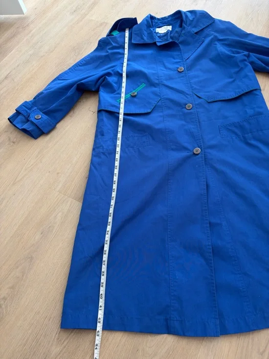 Vintage Bold Royal Blue Long Trench Coat with Green Accent Size Medium - Picture 10 of 11